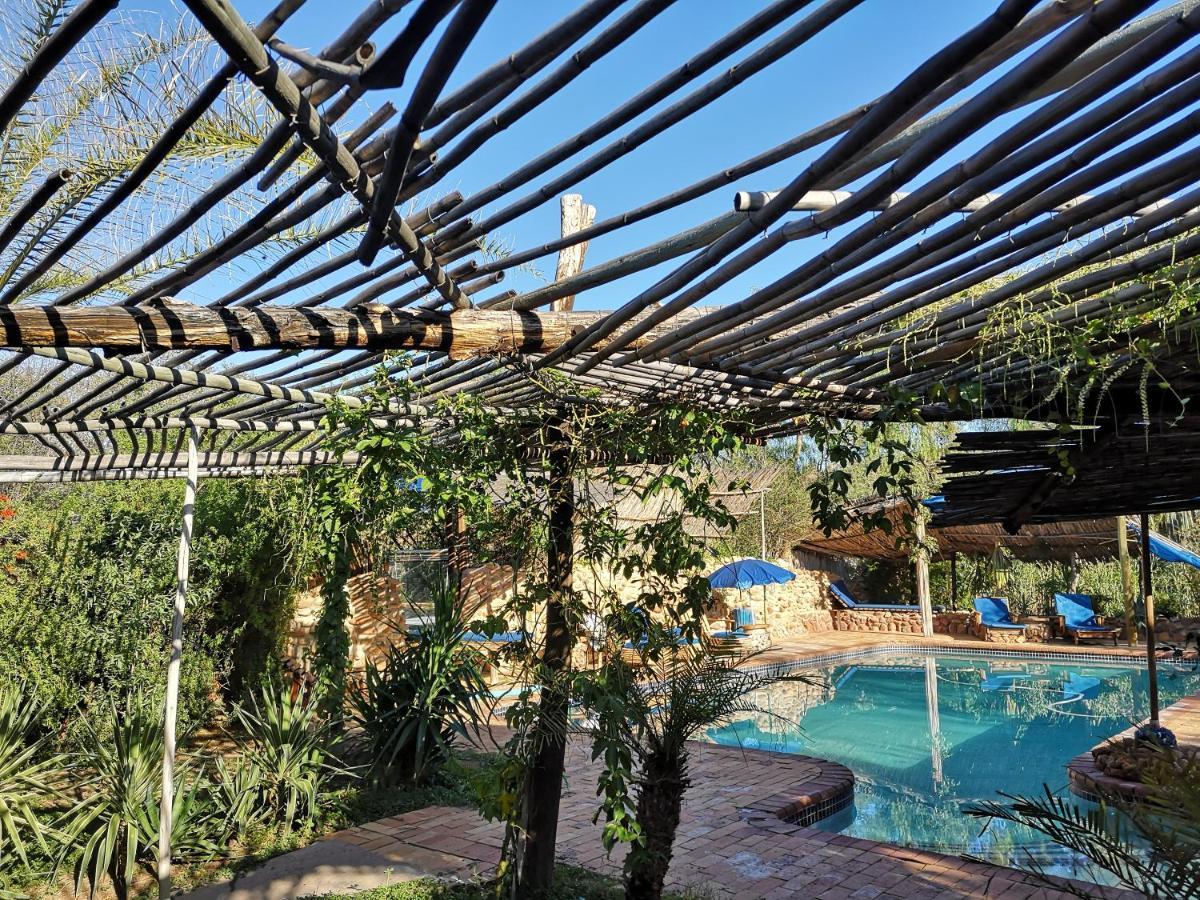 Amber Lagoon Backpackers Lodge Vleirivier Bagian luar foto
