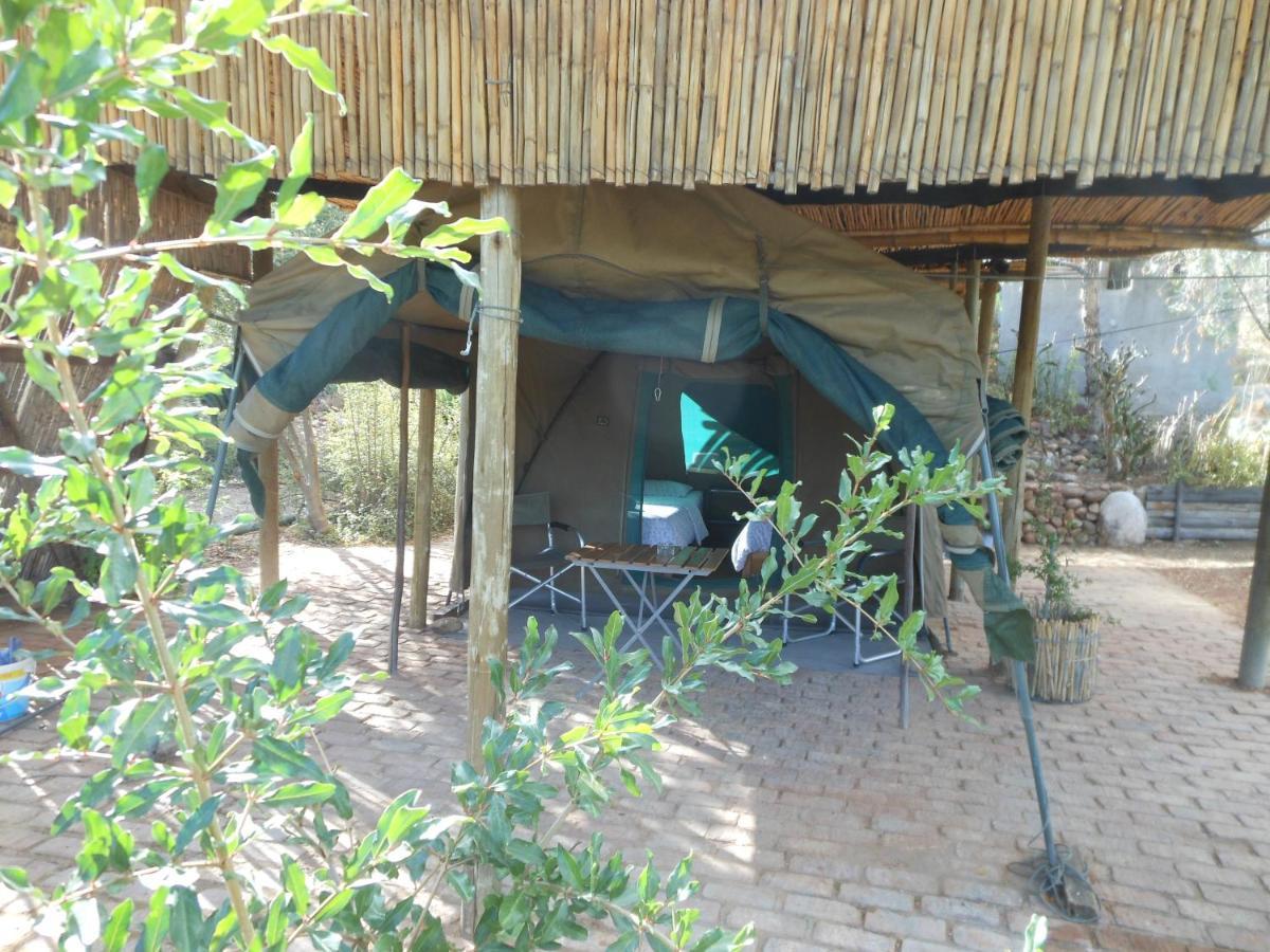 Amber Lagoon Backpackers Lodge Vleirivier Bagian luar foto