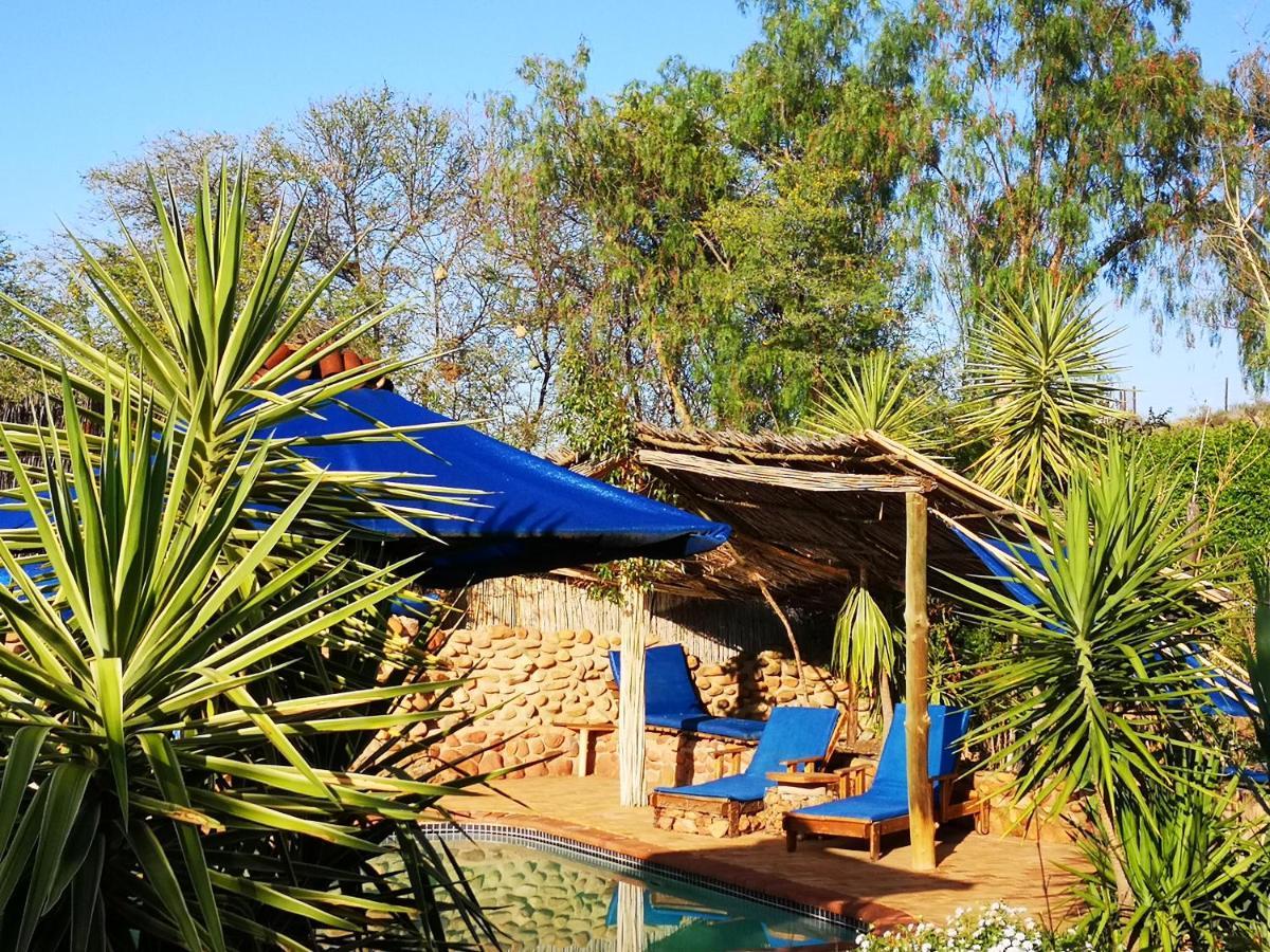 Amber Lagoon Backpackers Lodge Vleirivier Bagian luar foto
